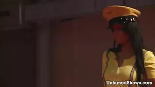 Охин negro doggy style-ийн өмнө гоемсог босов