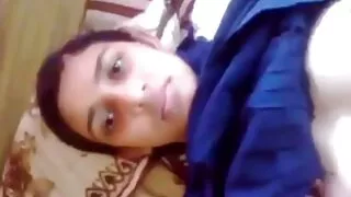 Ebony нь хоер охин байх нь сайн чөлөөт цаг