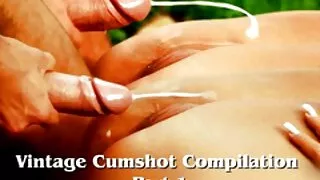 Нас бие гүйцсэн Ээж нь туршлагатай хөршөөр fucked