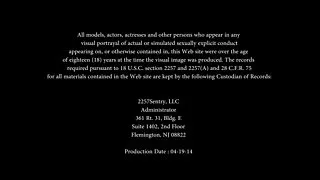 Жижиг дагуурын нь дэгдээхэйн нь masseur өгсөн, би харамсаж биш үү